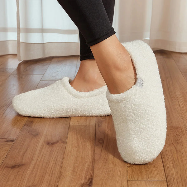 Luxurious Women's Plush Fuzzy House Slippers - Cozy, Non-Slip Winter Footwear for Ultimate Comfort